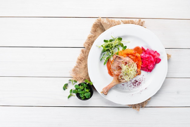 Farfurie cu mâncare colorată